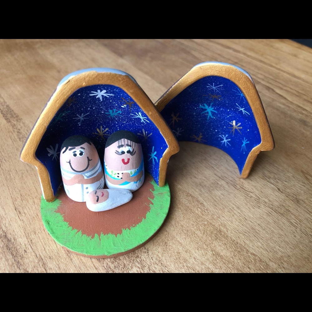 Tiny Clay Mexican Handmade Nativity Manger Scene